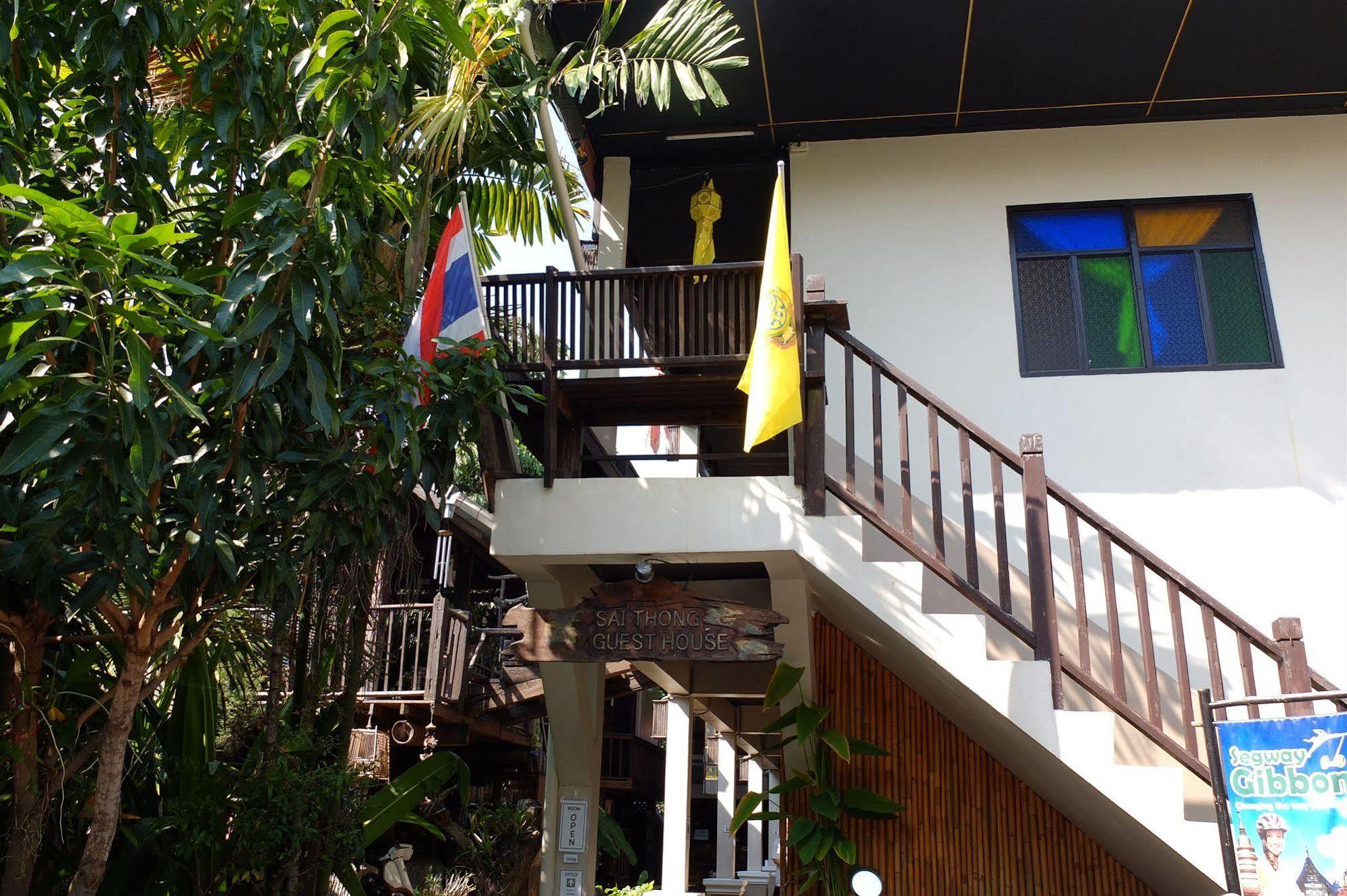 Saithong Guesthouse Chiang Mai Ngoại thất bức ảnh