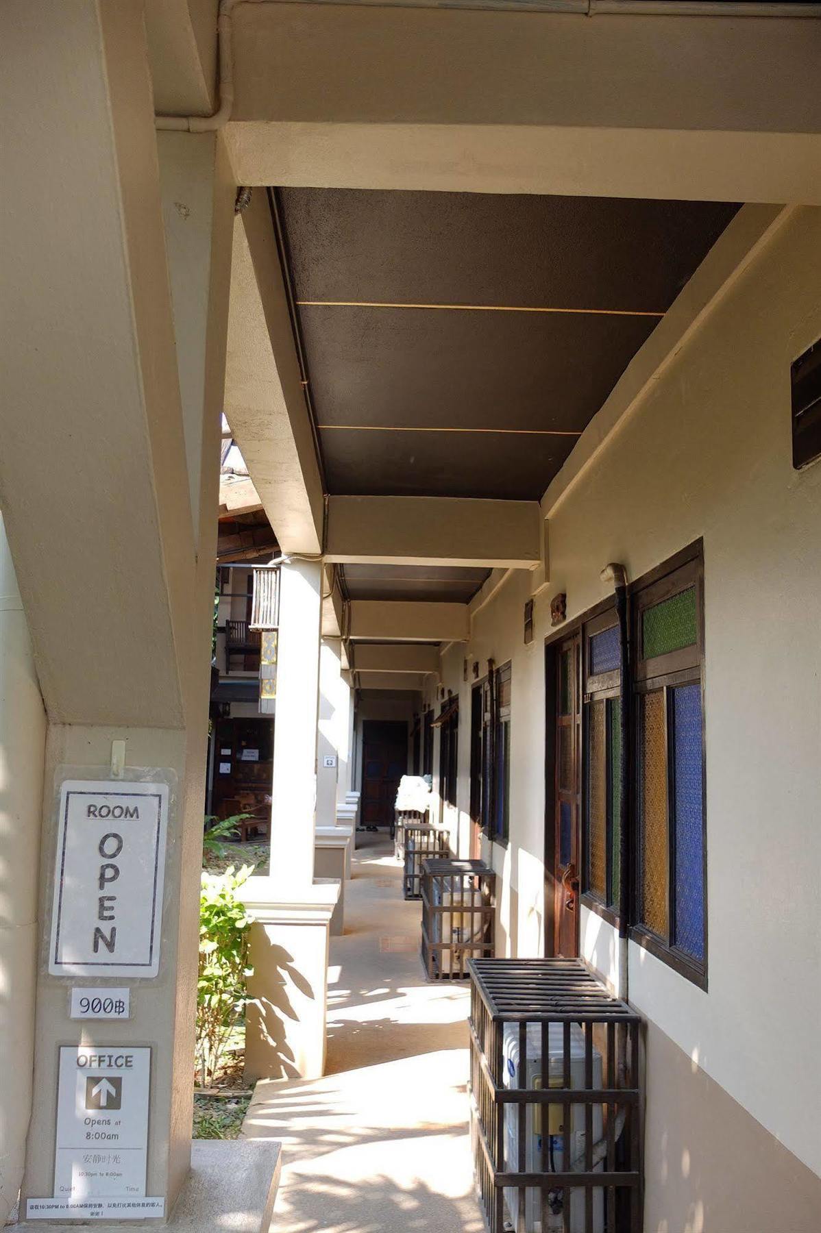 Saithong Guesthouse Chiang Mai Ngoại thất bức ảnh
